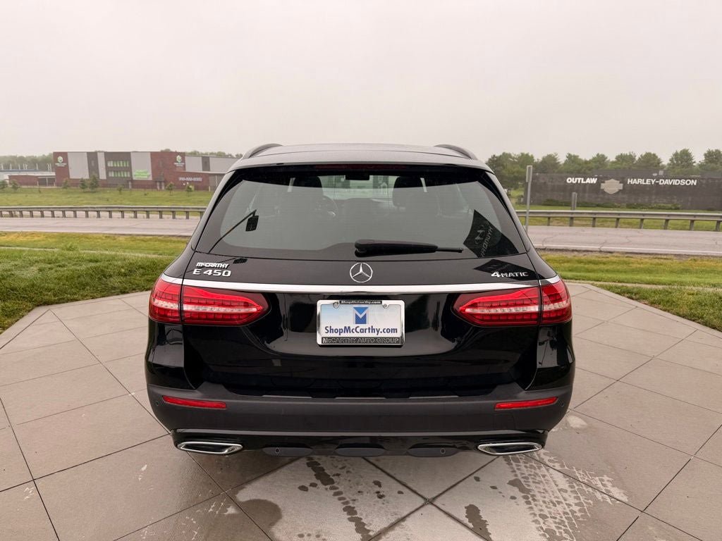 Used 2021 Mercedes-Benz E 450 4MATIC All-Terrain Wagon image 4