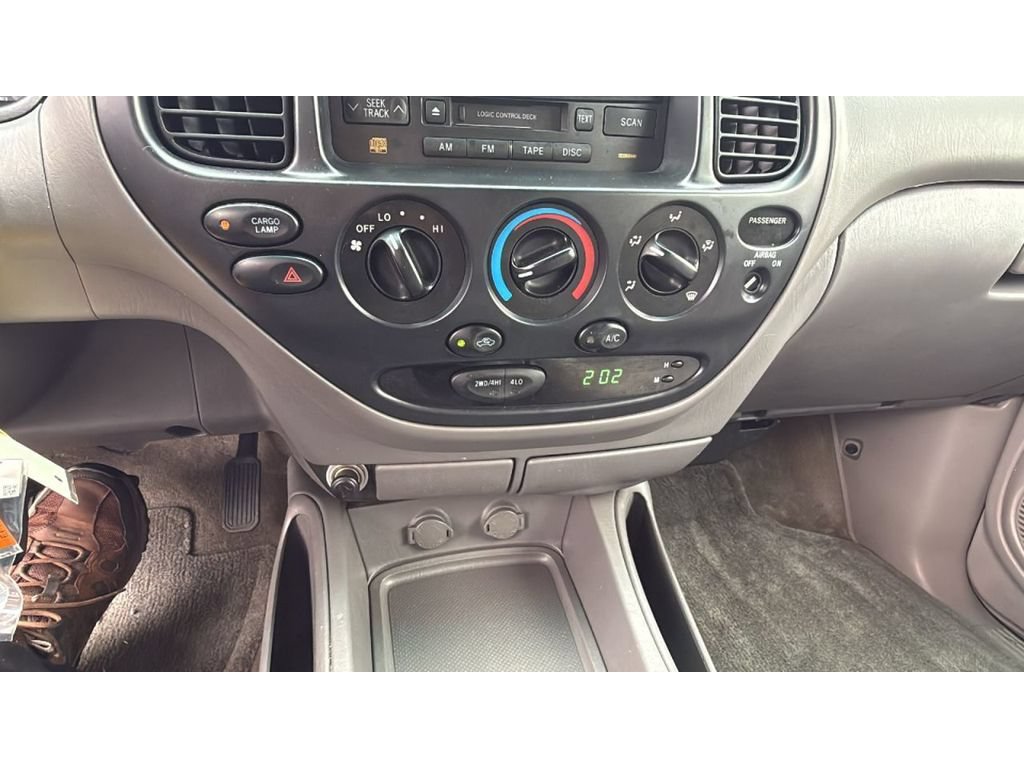 Used 2004 Toyota Tundra SR5 AWD/4WD image 17