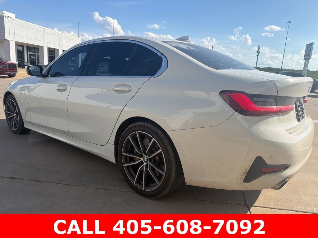 Used 2021 BMW 330e w/ Driving Assistance Package RWD image 5