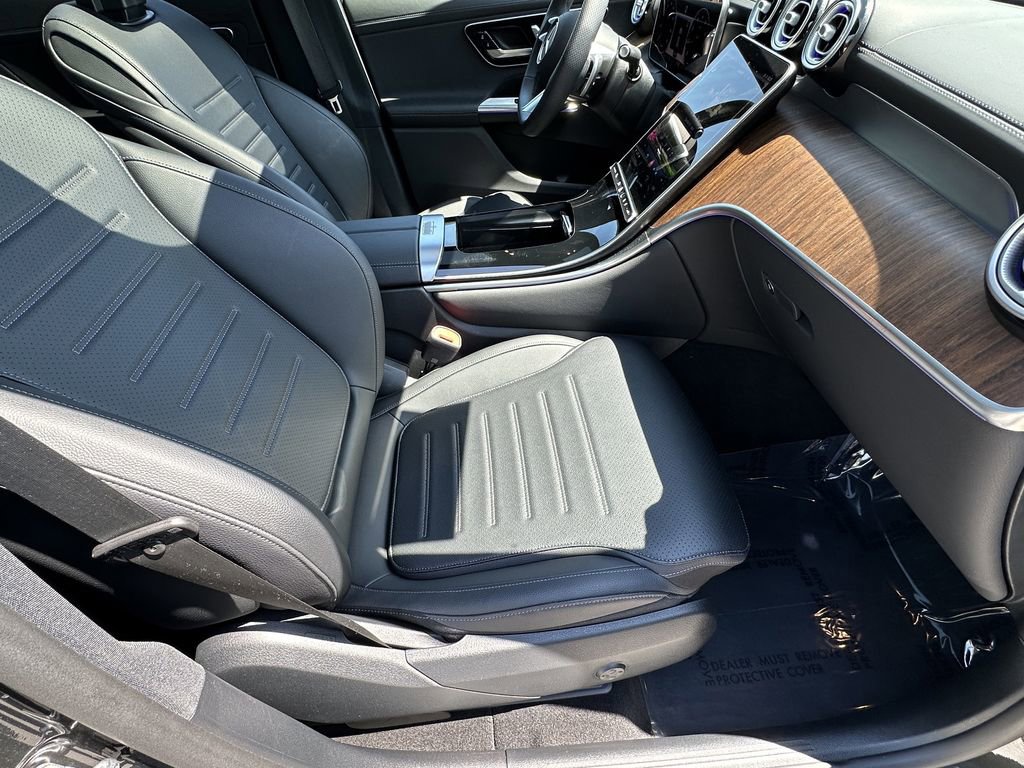 Certified 2025 Mercedes-Benz GLC 300 4MATIC image 14