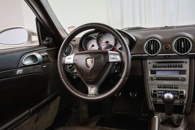 Used 2007 Porsche Cayman S image 4