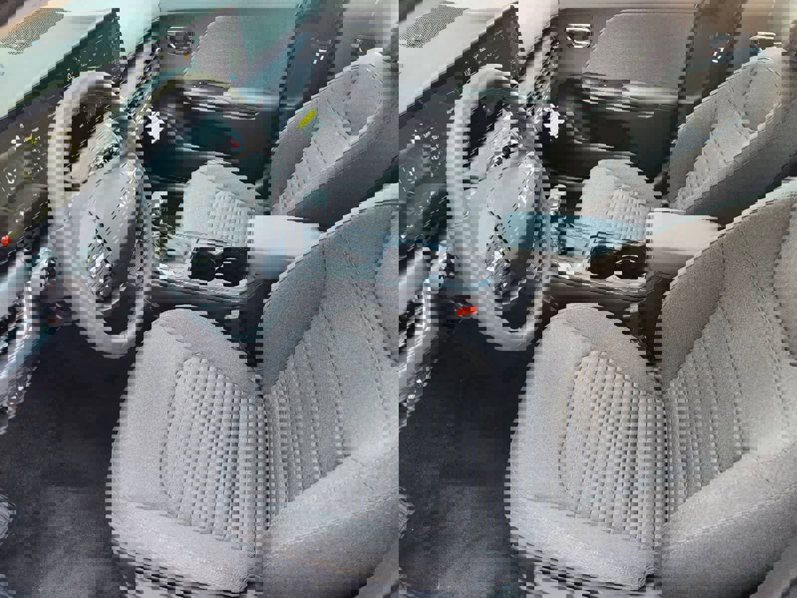 Certified 2025 Kia K4 EX image 9