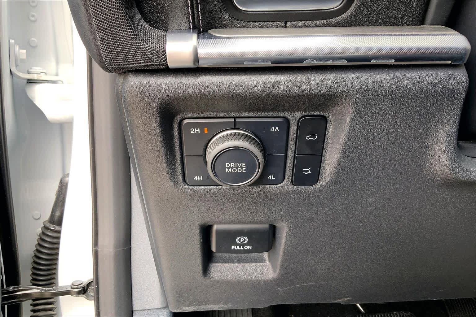 Used 2025 Ford Expedition Max Platinum AWD/4WD image 70