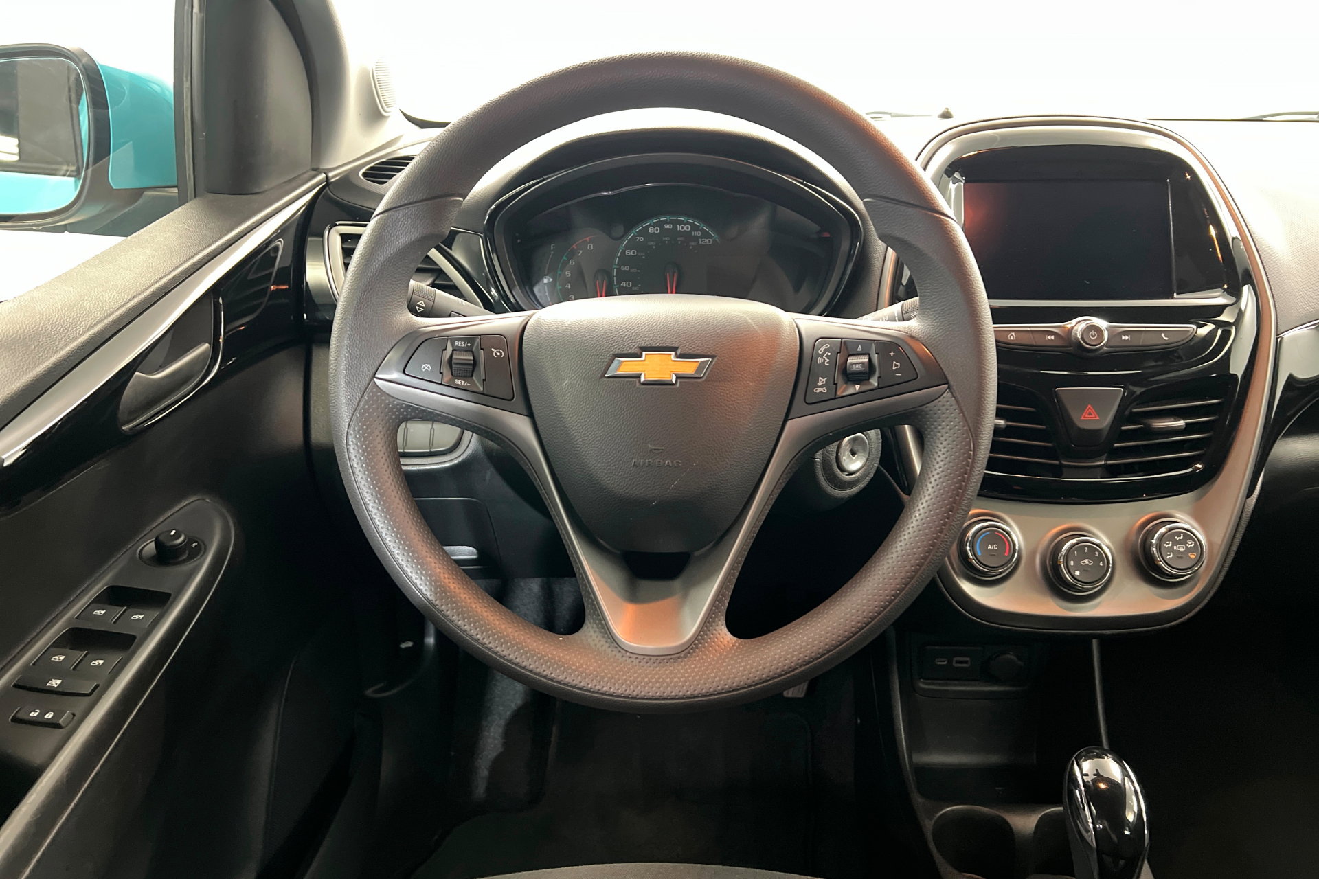 Used 2022 Chevrolet Spark LT image 13