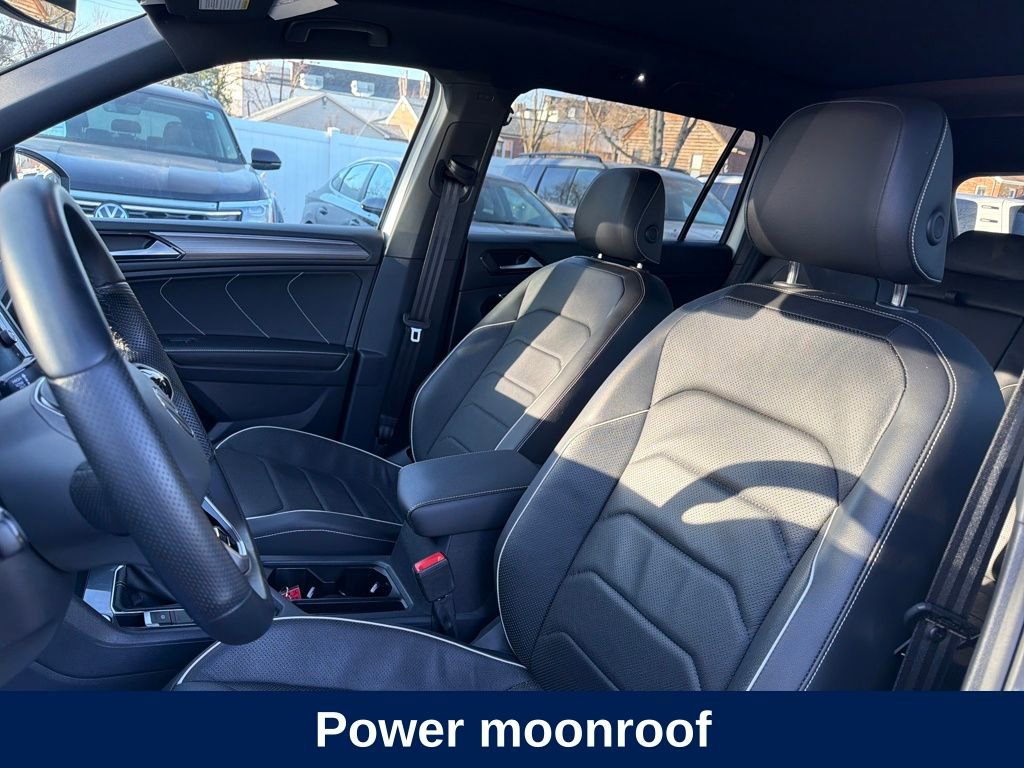 Used 2023 Volkswagen Tiguan SEL R-Line image 10