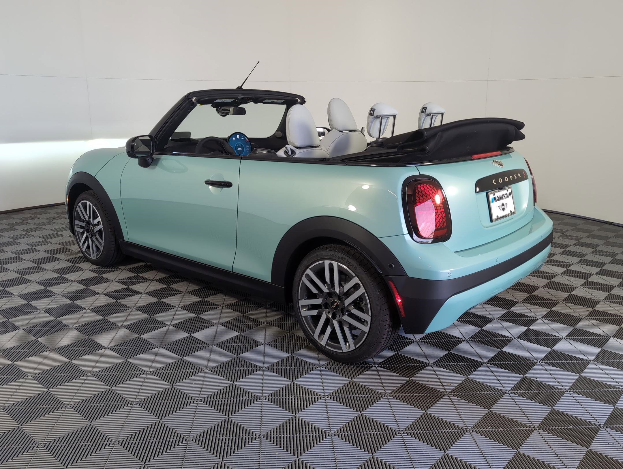 New 2026 MINI Cooper S image 3