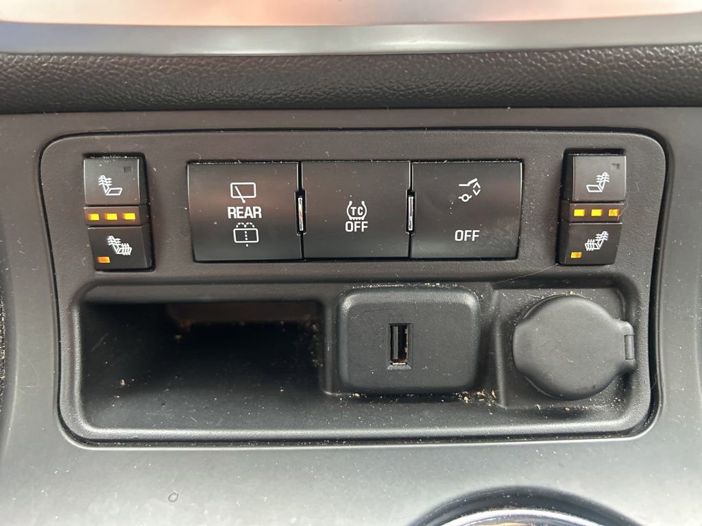 Used 2015 GMC Acadia SLE FWD image 24