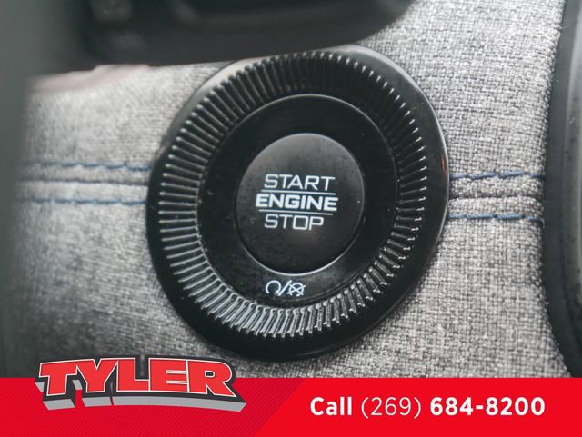 Used 2022 Jeep Compass Latitude image 32