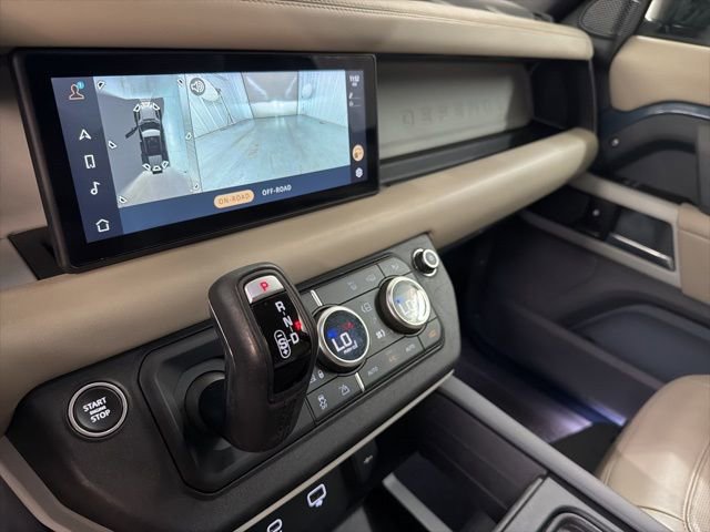 Used 2020 Land Rover Defender 110 SE AWD/4WD image 37