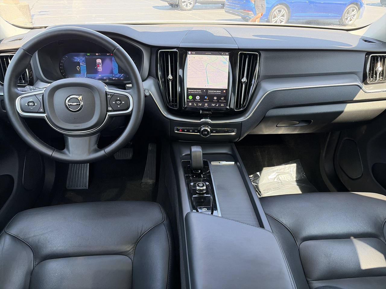 Used 2025 Volvo XC60 B5 Core AWD/4WD video 2