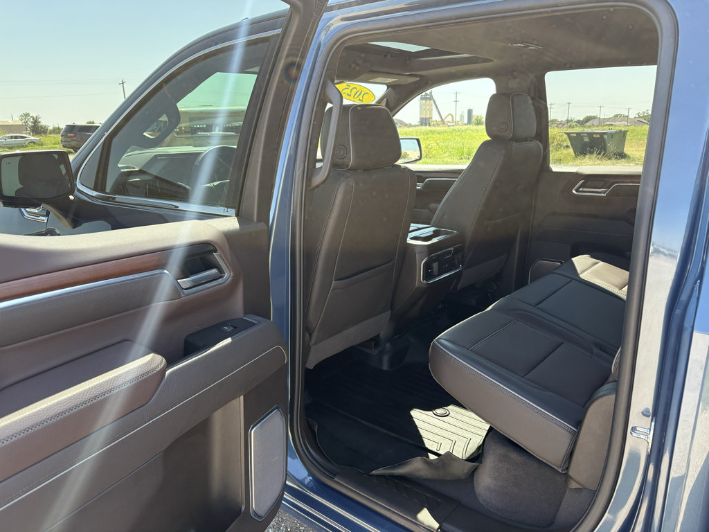 Used 2025 GMC Sierra 1500 Denali w/ Denali Reserve Package AWD/4WD image 23