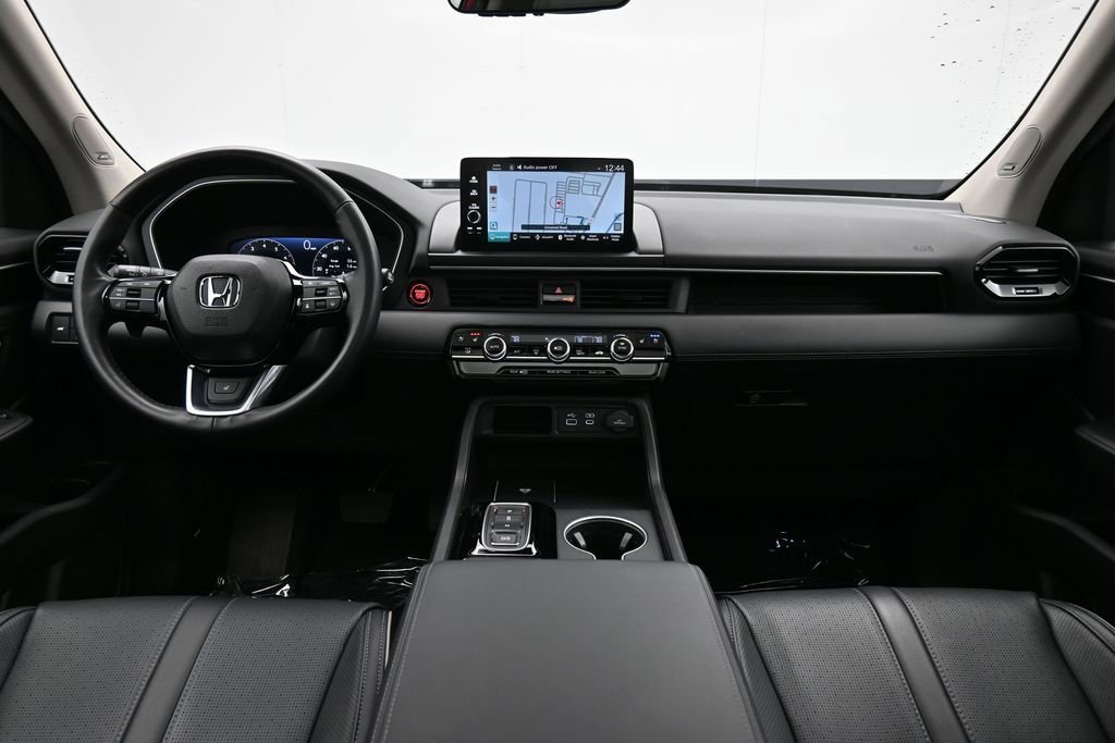 Certified 2024 Honda Pilot Elite image 47