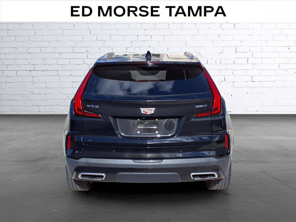 Used 2024 Cadillac XT4 Premium Luxury FWD image 4