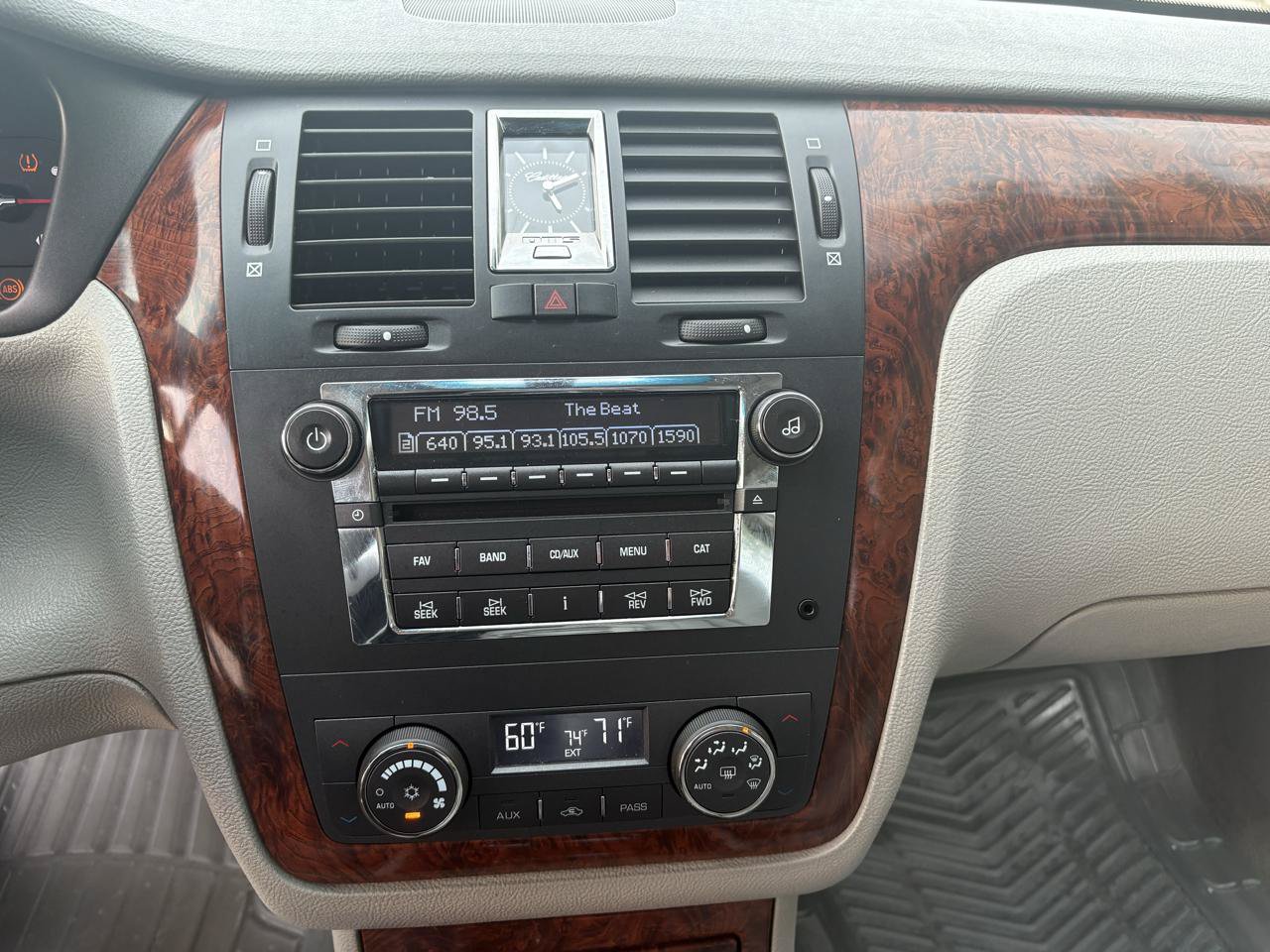 Used 2006 Cadillac DTS FWD image 50