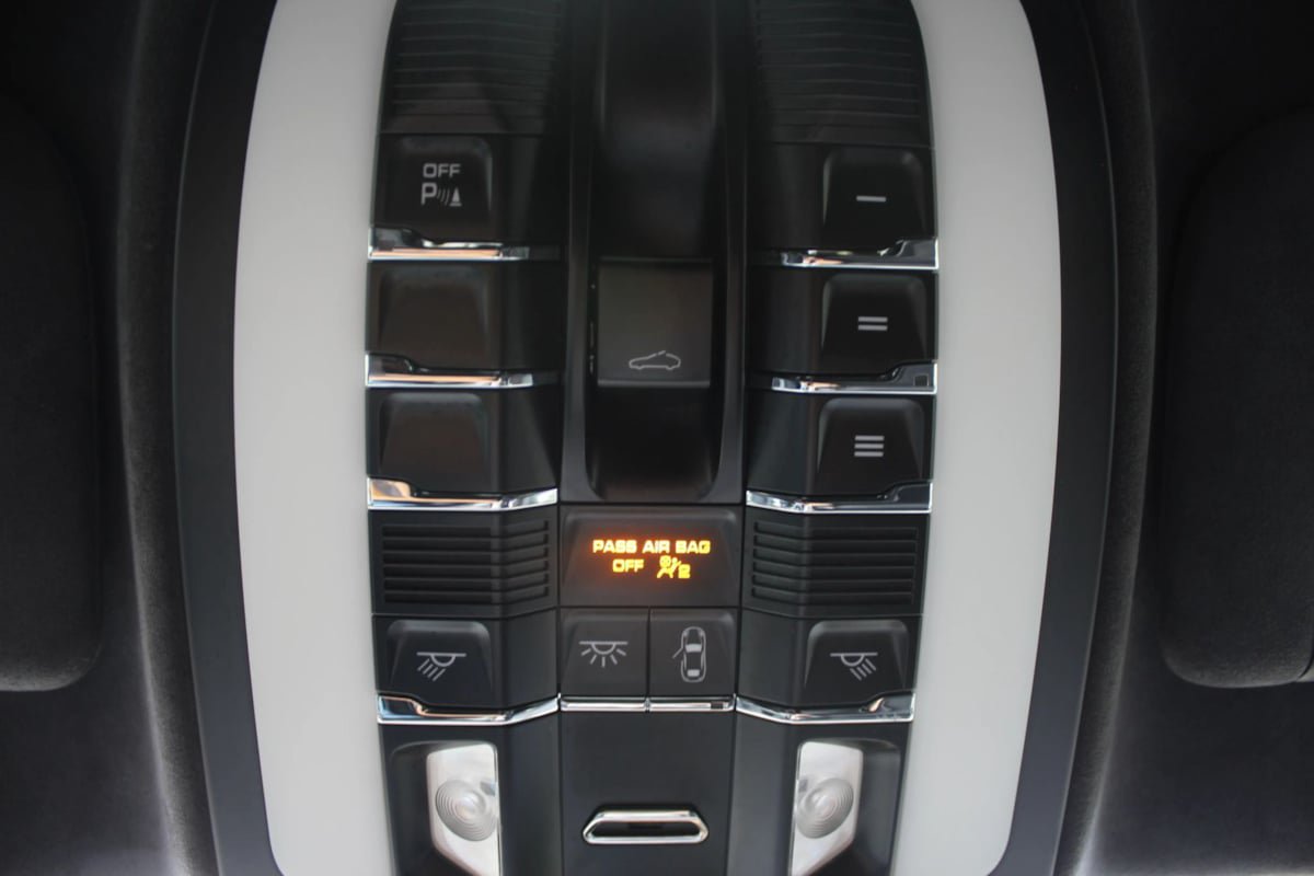 Used 2013 Porsche Panamera GTS AWD/4WD image 29