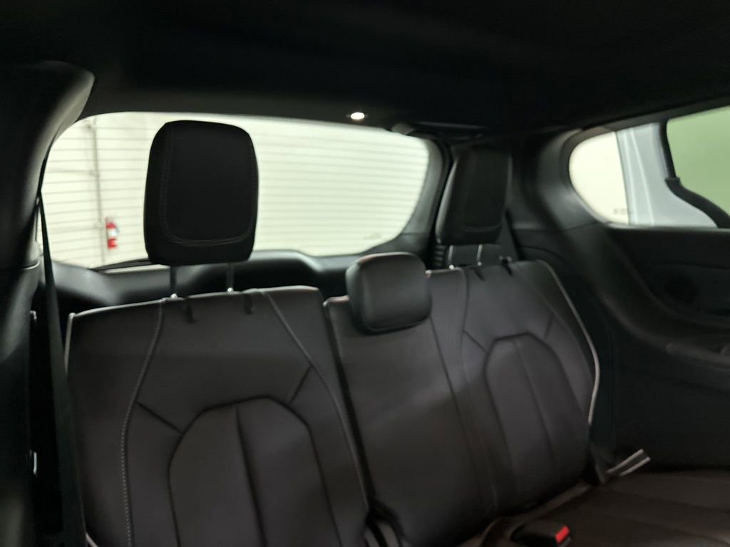 New 2026 Chrysler Pacifica Limited w/ S Appearance Package image 23