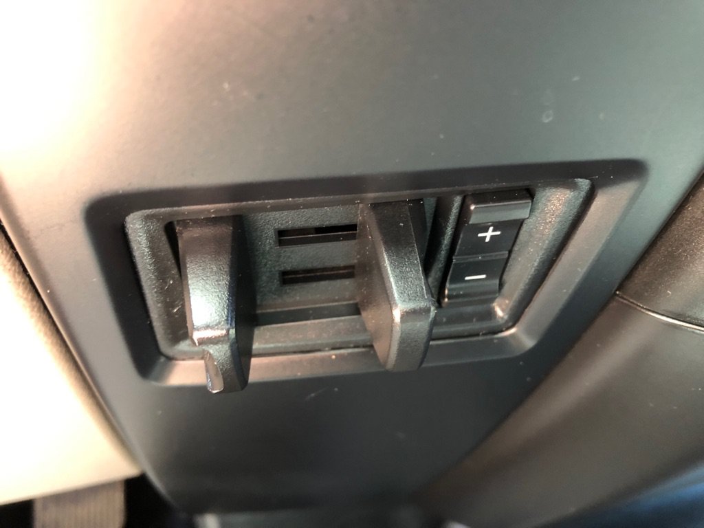 Used 2015 Ford F150 XL w/ Equipment Group 101A Mid AWD/4WD image 31