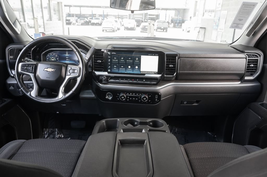 Used 2023 Chevrolet Silverado 1500 LT RWD image 21