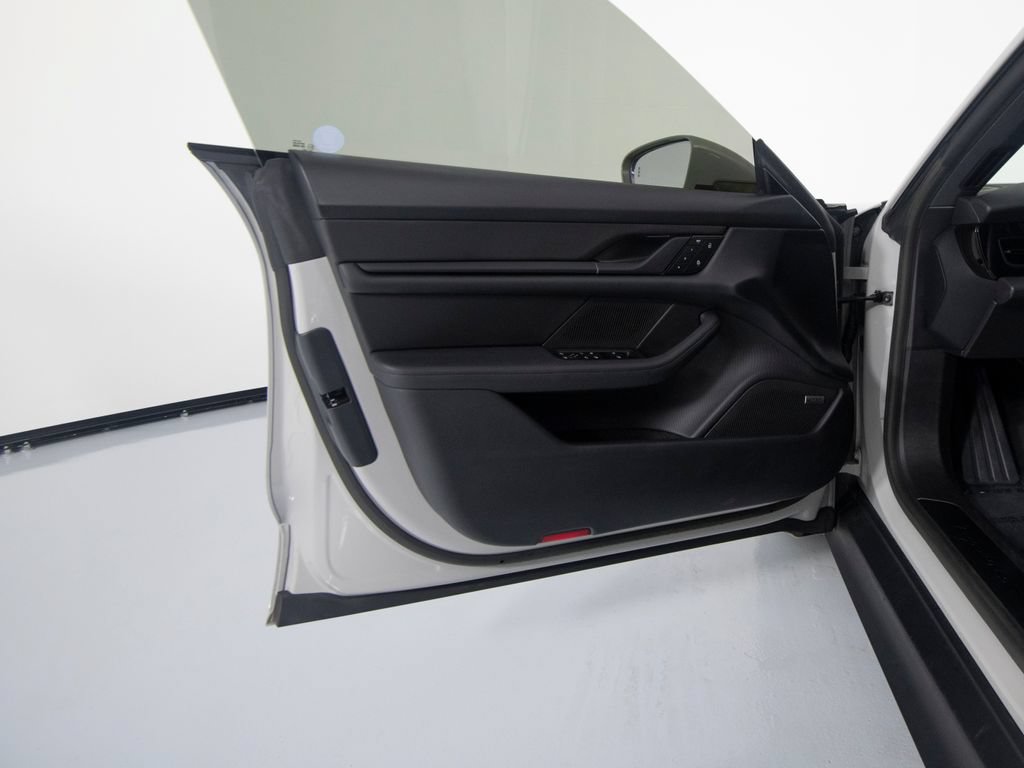 Certified 2023 Porsche Taycan 4S AWD/4WD image 18