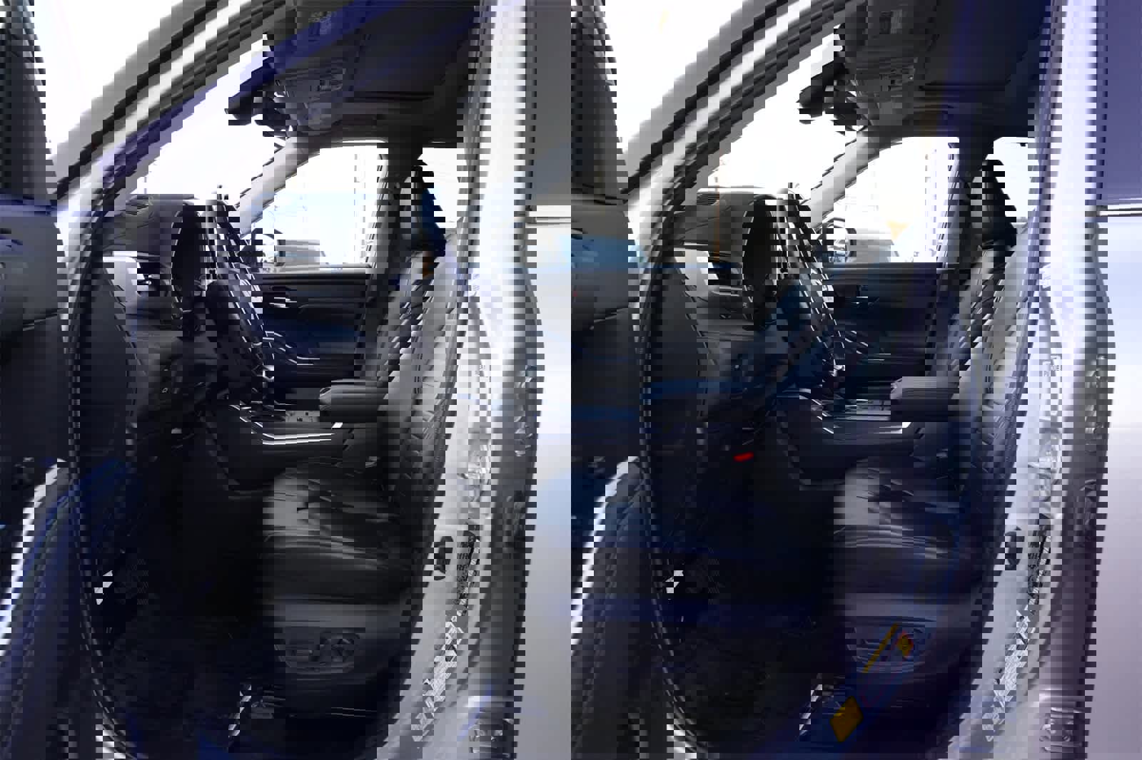 Used 2022 Toyota Highlander XLE image 17