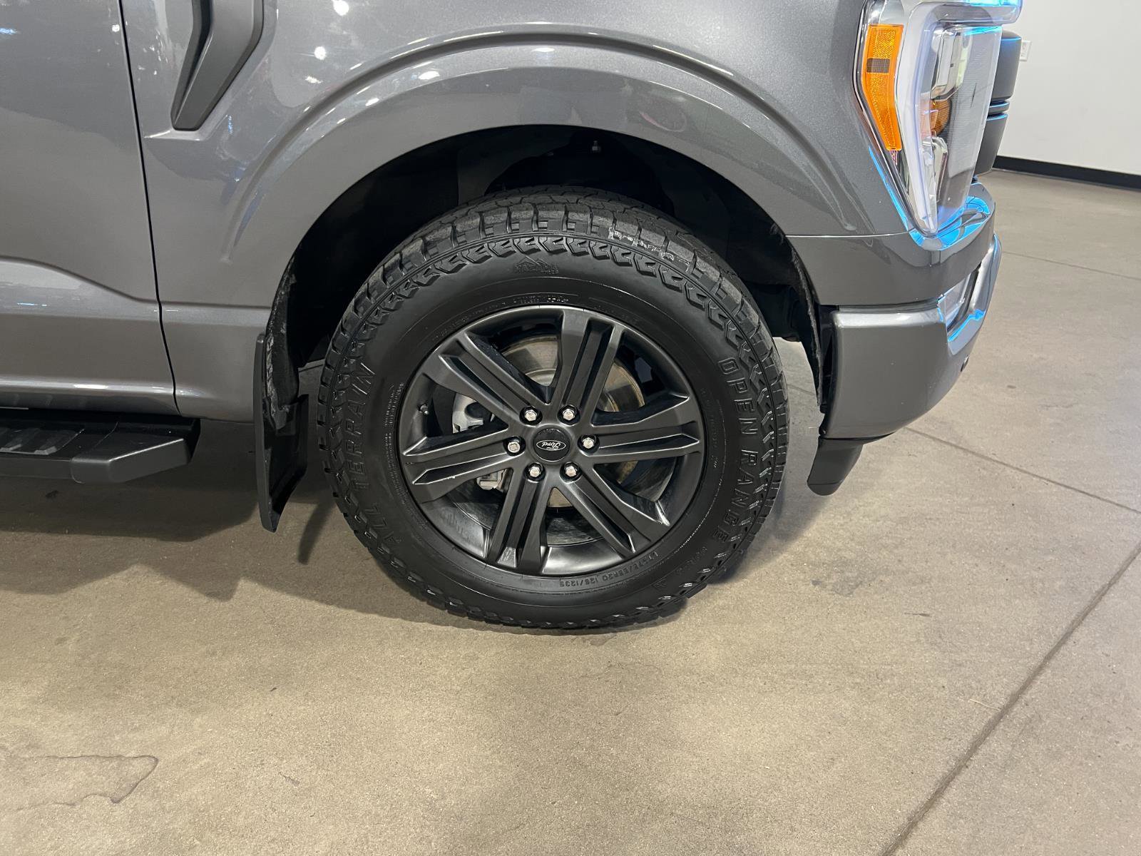 Used 2022 Ford F150 Lariat image 42