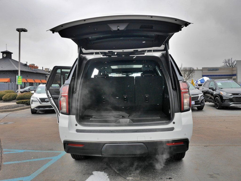 Used 2021 Chevrolet Tahoe Z71 w/ Z71 Signature Package image 16