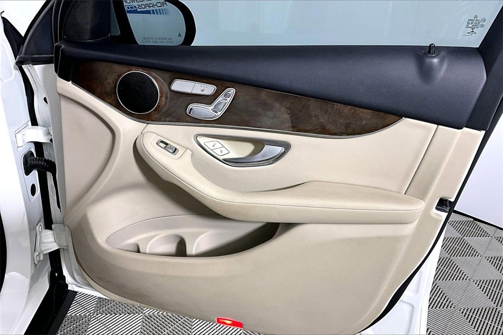 Used 2018 Mercedes-Benz GLC 300 image 19