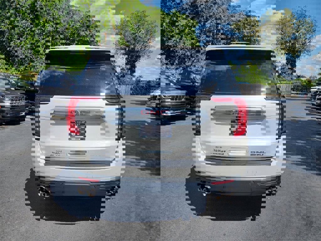 Used 2022 GMC Yukon Denali w/ Advanced Technology Package image 8