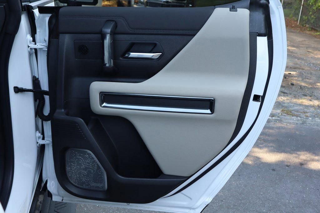 New 2026 GMC Hummer EV SUV image 25