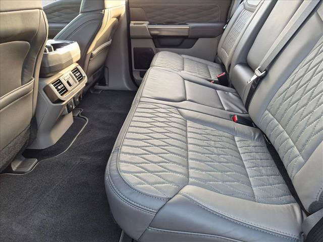 Used 2026 Ford F150 Platinum w/ Equipment Group 703A Plus AWD/4WD image 18