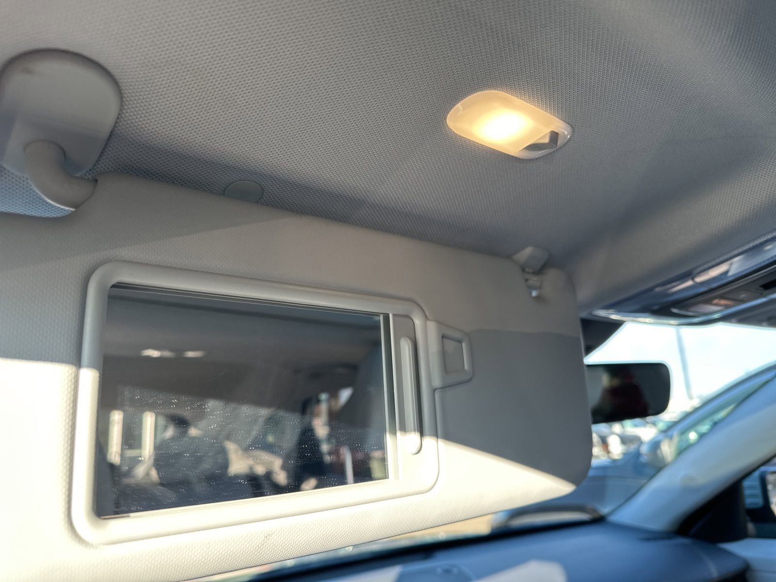 Used 2025 Hyundai Kona Limited image 44