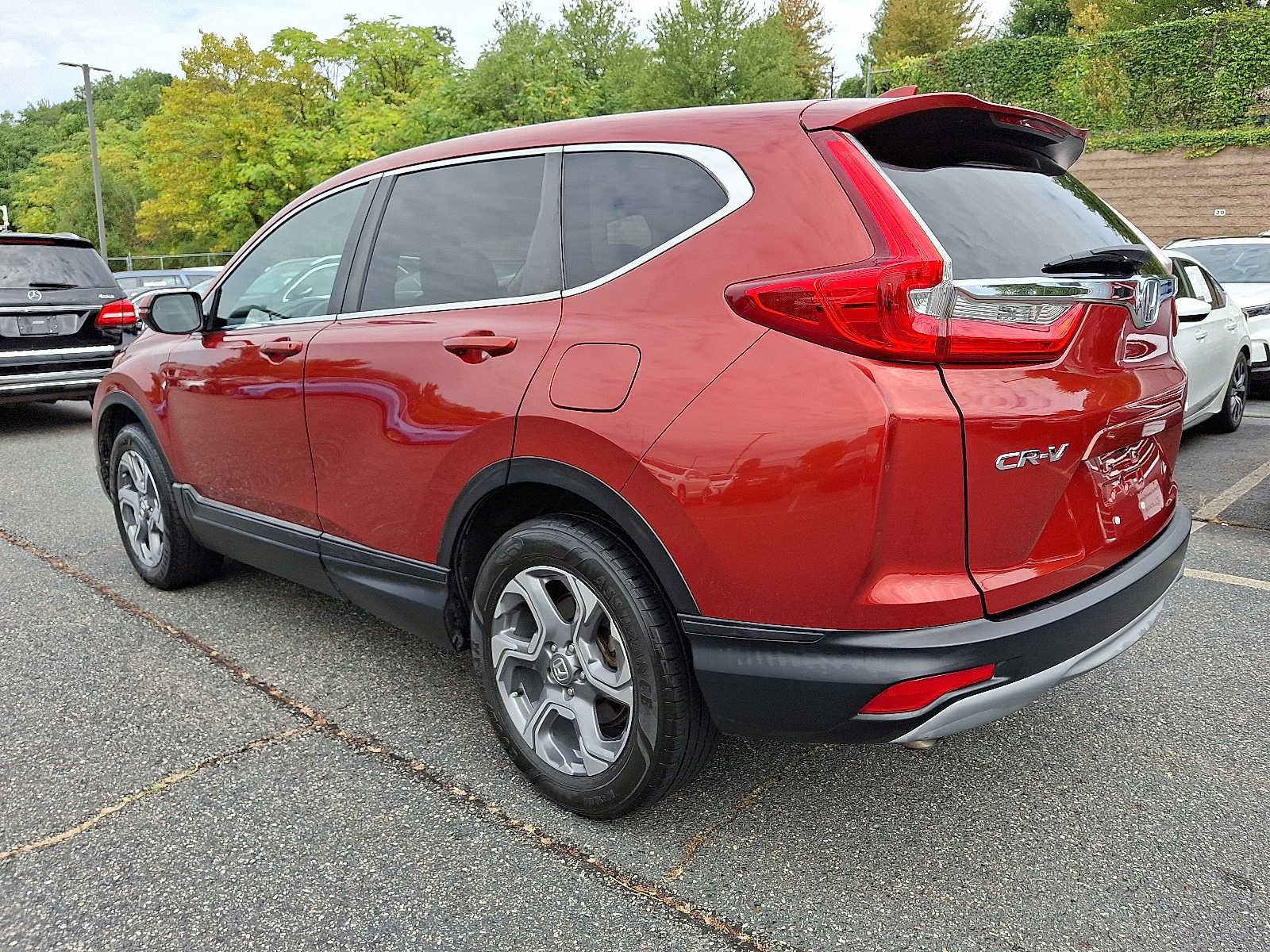 Used 2018 Honda CR-V EX-L image 6