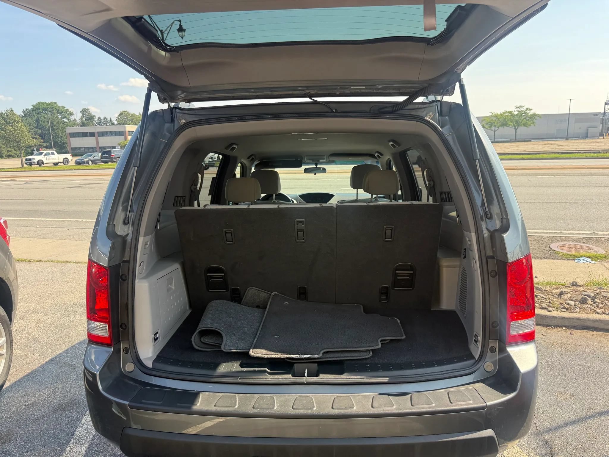 Used 2011 Honda Pilot EX image 8