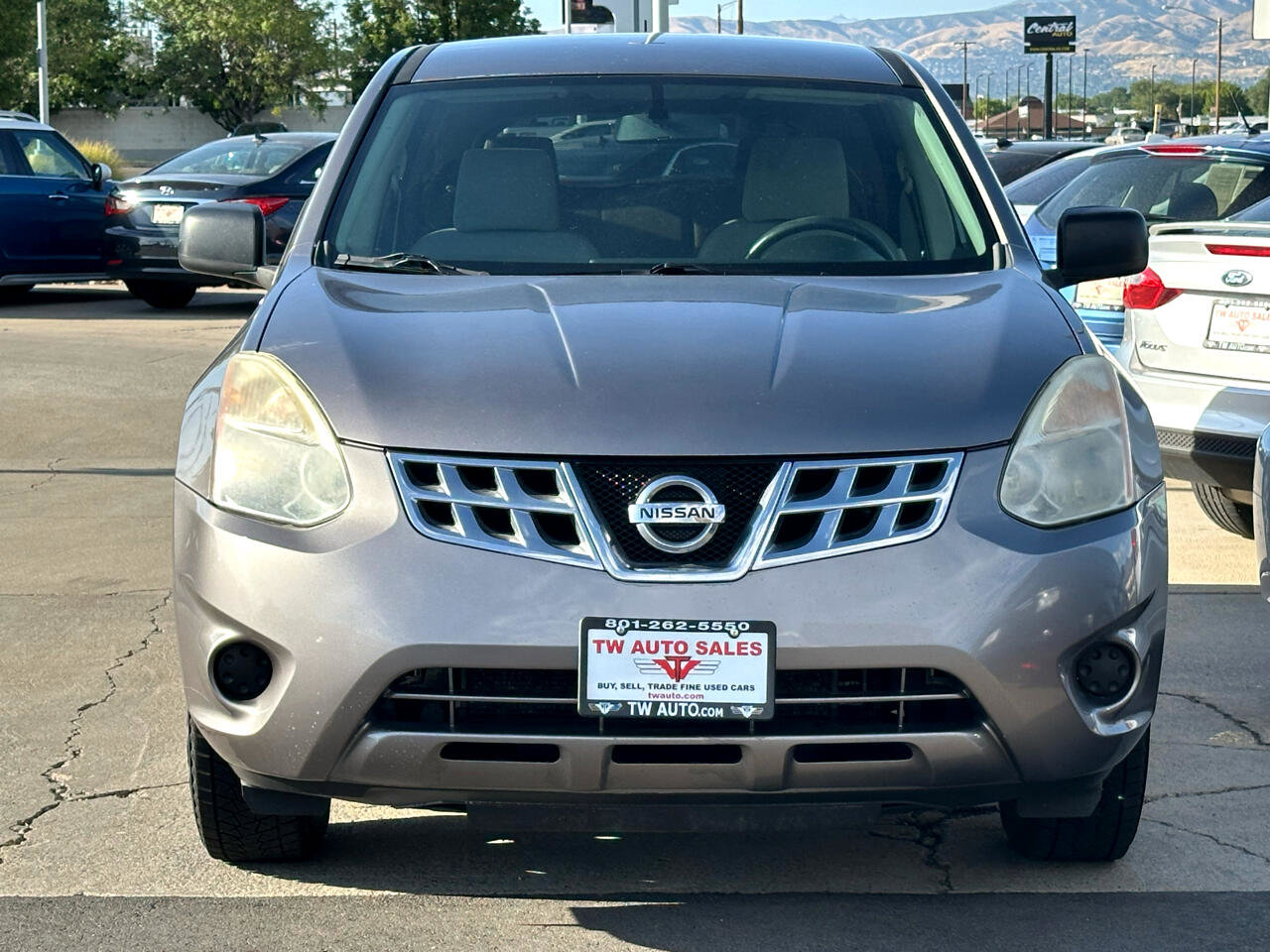 Used 2013 Nissan Rogue S image 2