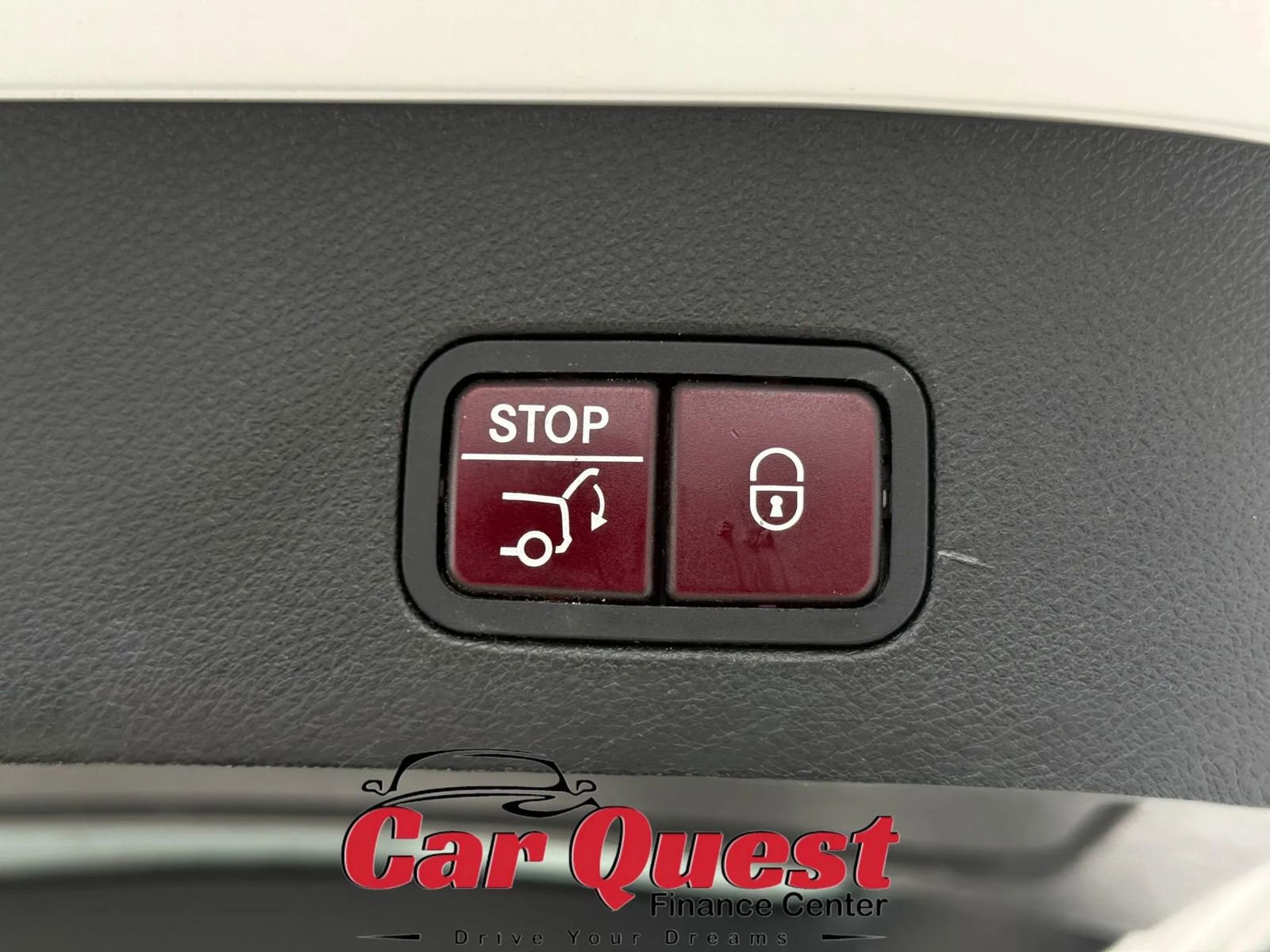 Used 2018 Mercedes-Benz GLS 450 4MATIC image 16