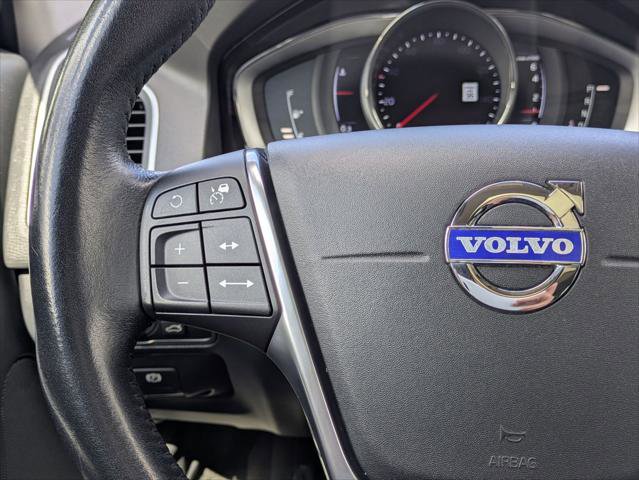 Used 2016 Volvo XC60 T5 Platinum w/ Protection Package FWD image 14