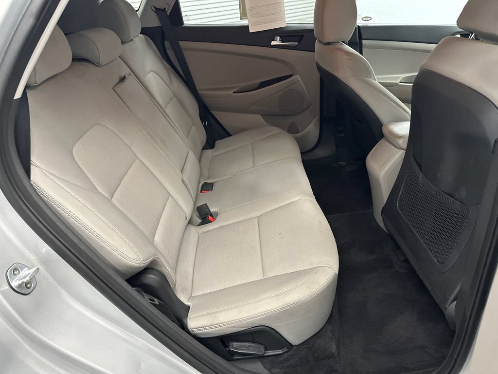 Used 2019 Hyundai Tucson Value FWD image 12