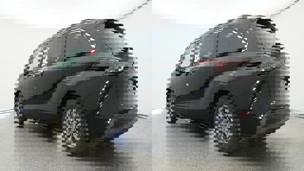 New 2026 Toyota Sienna XLE image 11