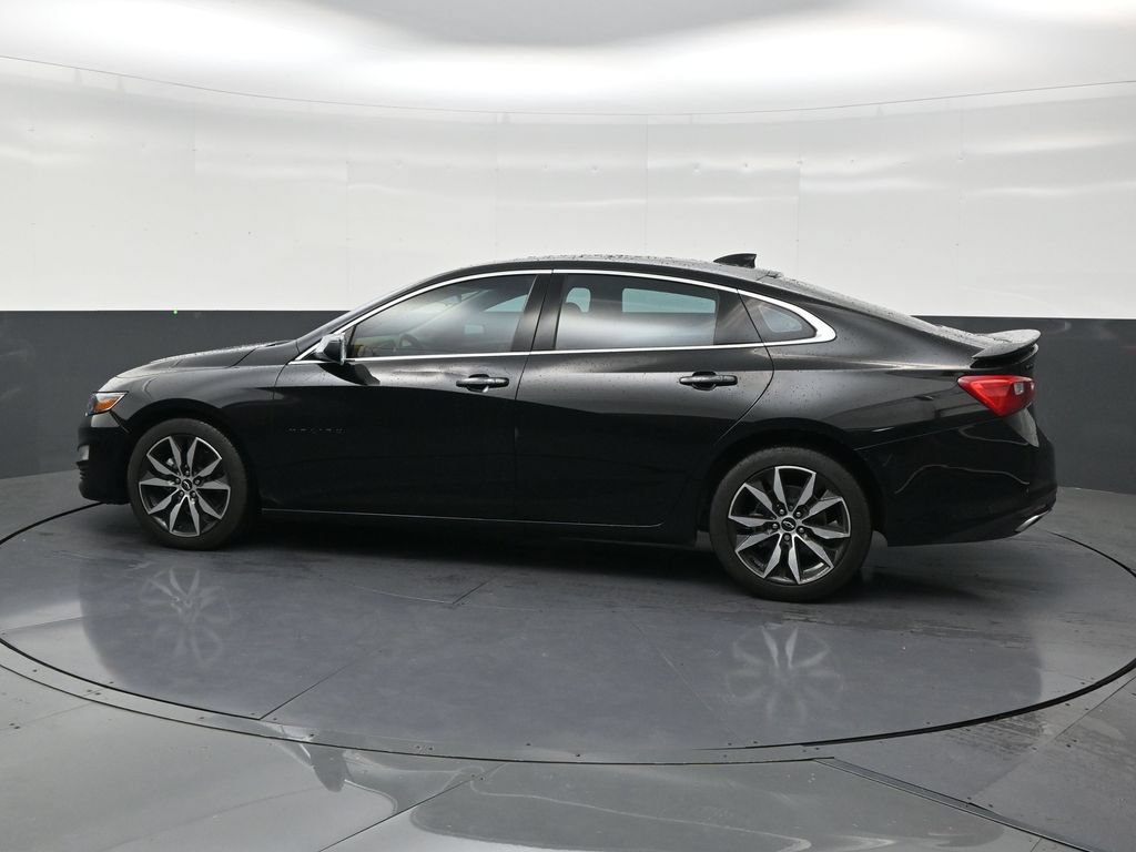 Used 2024 Chevrolet Malibu RS FWD image 2