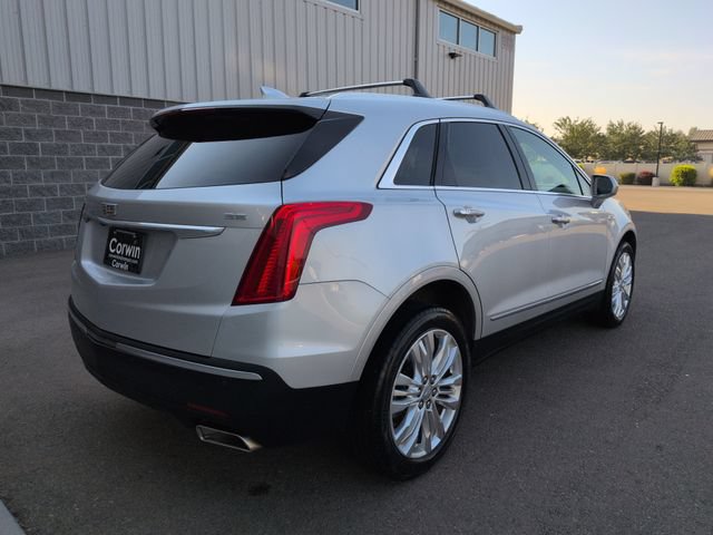 Used 2018 Cadillac XT5 Premium Luxury FWD image 3
