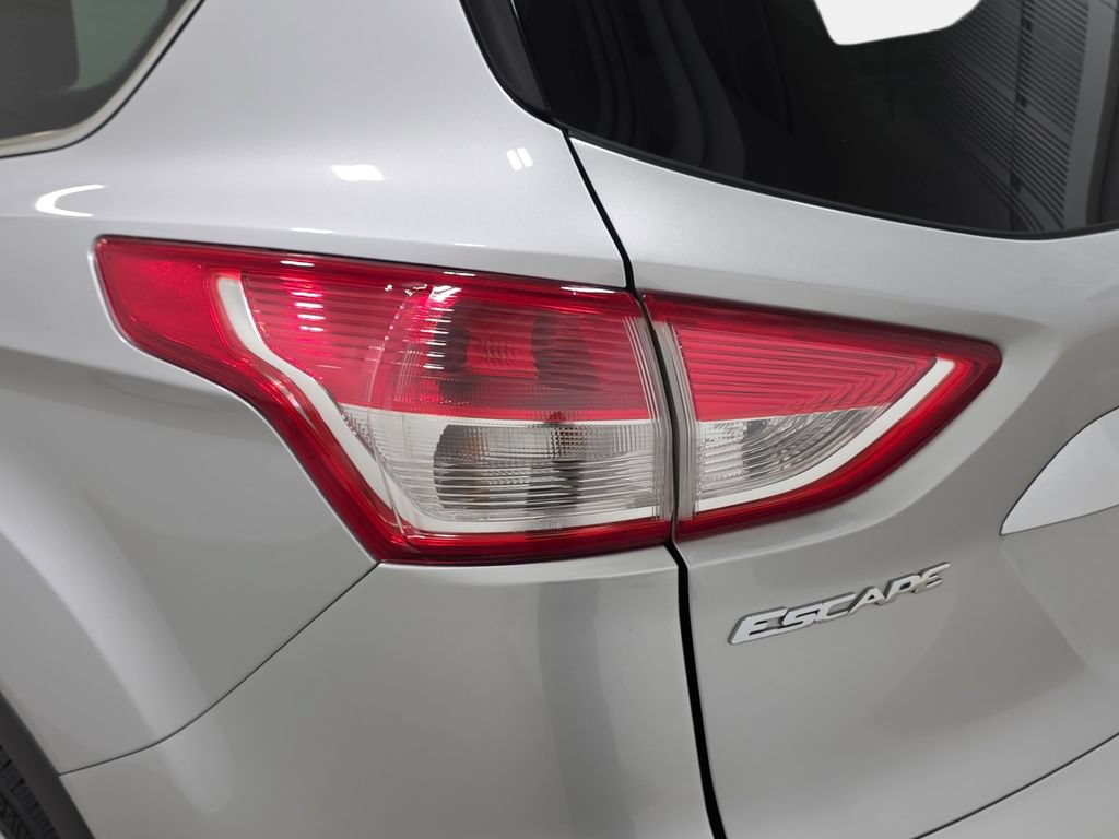 Used 2014 Ford Escape Titanium AWD/4WD image 31