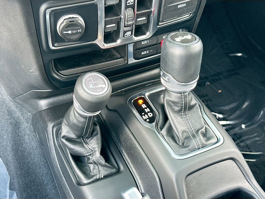 Used 2024 Jeep Wrangler High Altitude AWD/4WD image 17