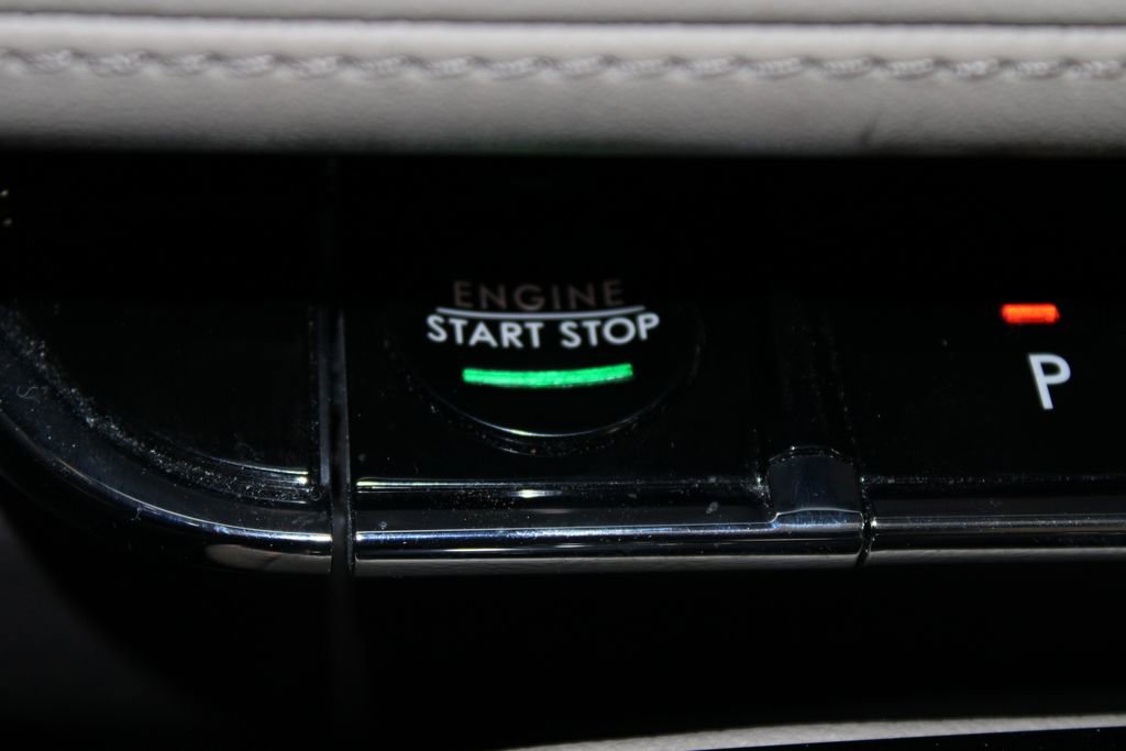 Used 2023 Lincoln Nautilus Reserve w/ Equipment Group 201A image 24