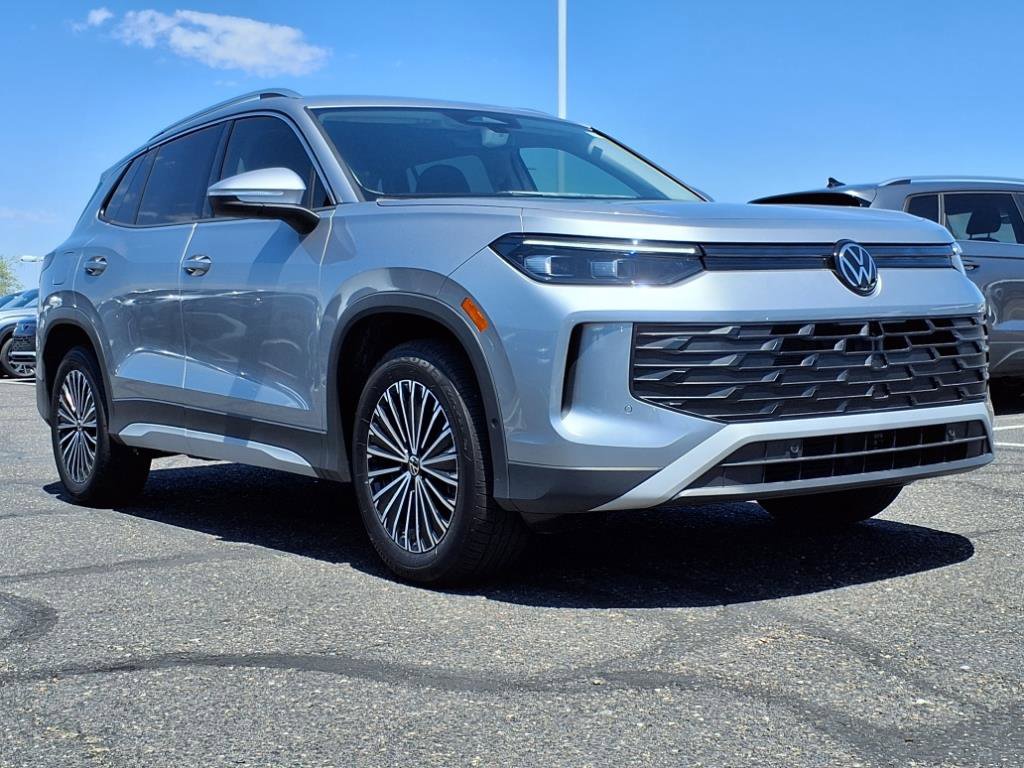New 2025 Volkswagen Tiguan S