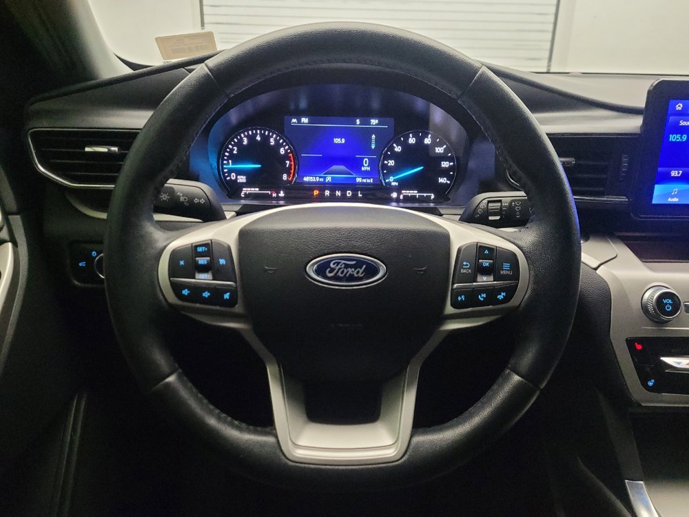 Used 2023 Ford Explorer XLT w/ Equipment Group 202A RWD image 22