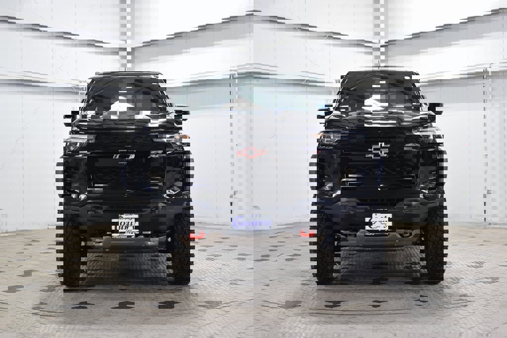 New 2026 Chevrolet Colorado ZR2 w/ Technology Package image 2