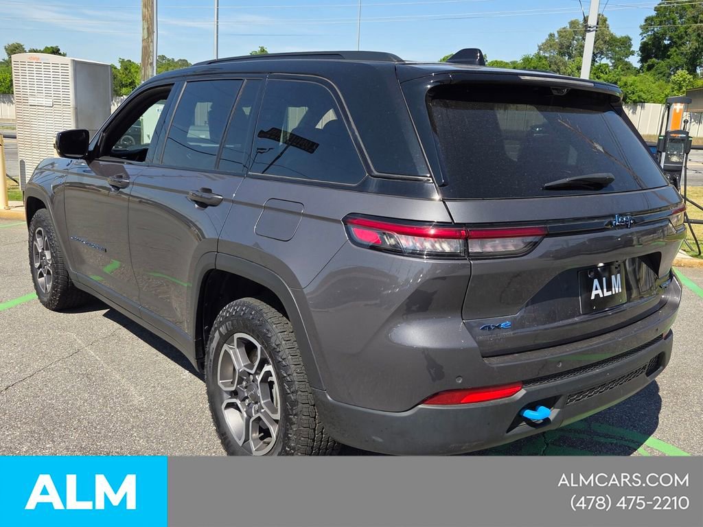 Used 2023 Jeep Grand Cherokee Trailhawk w/ Advanced Protech Group II AWD/4WD image 14