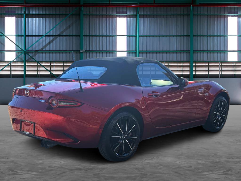 Used 2025 MAZDA MX-5 Miata Grand Touring w/ Weather Package RWD image 5