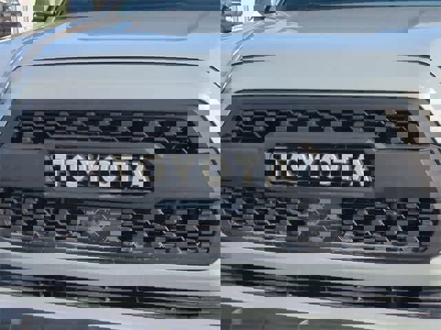 Used 2021 Toyota Tacoma TRD Off-Road w/ TRD Premium Off Road Package image 12