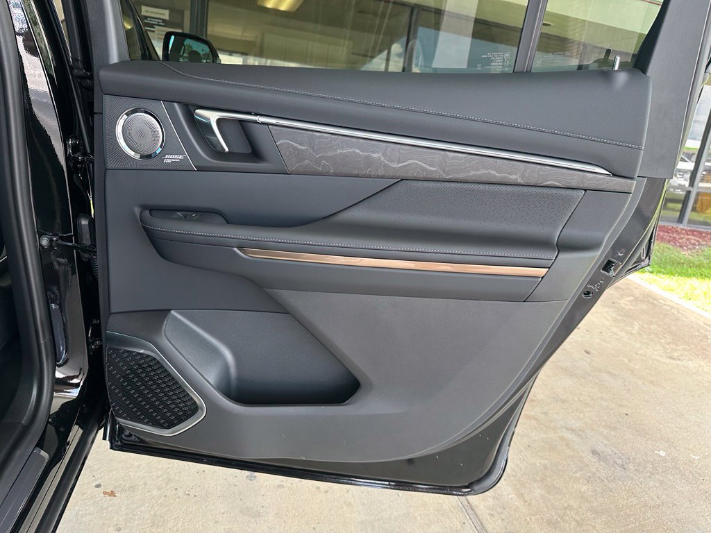 New 2026 Buick Enclave Avenir w/ Super Cruise Package FWD image 35
